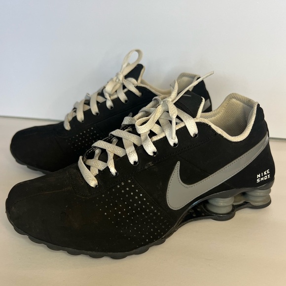 Women's Black & Gray Nike Shox Size 7 (2012) - Picture 2 of 12